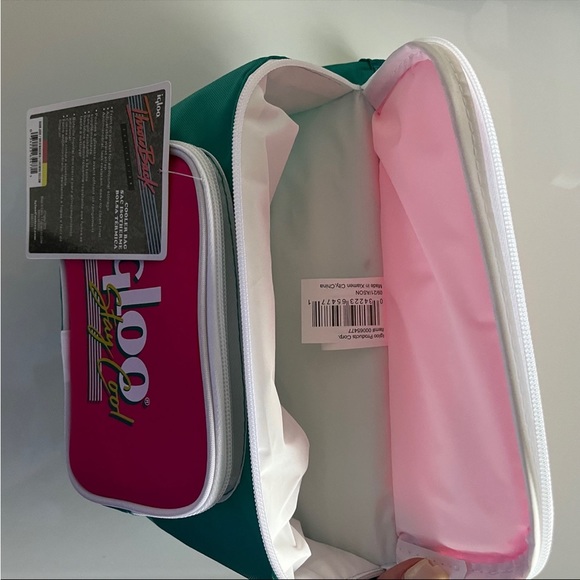Igloo• 90s Retro Collection Fanny Pack Portable Cooler - Picture 9 of 13